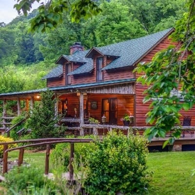 Butterfly Hollow Bed and Breakfast